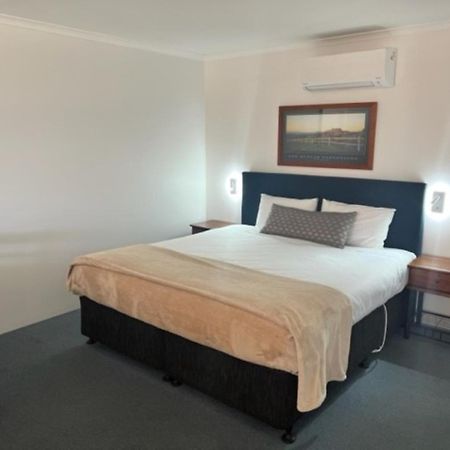 Kinross Inn Cooma Luaran gambar