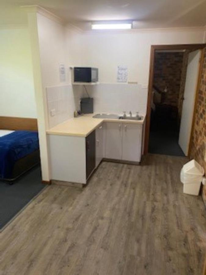 Kinross Inn Cooma Luaran gambar
