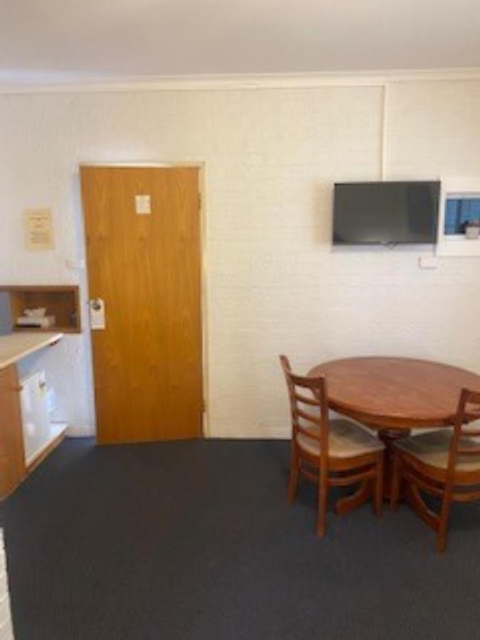 Kinross Inn Cooma Luaran gambar